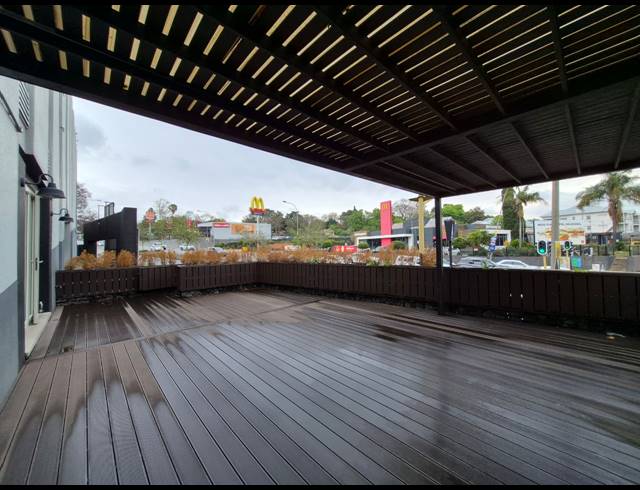 156M² RETAIL TO LET IN CRAIGHALL